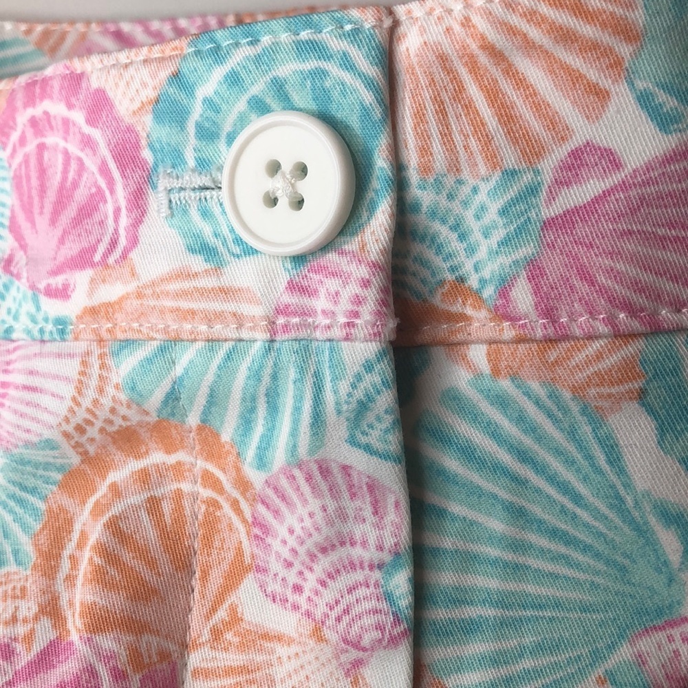 NEW Talbots Multicolor Pastel Seashells Print Twill Shorts Size 4 7” rise NWOT - Picture 8 of 11